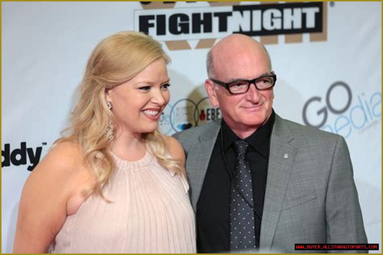 Understanding The Age Difference Between John Brady And Melissa Peterman